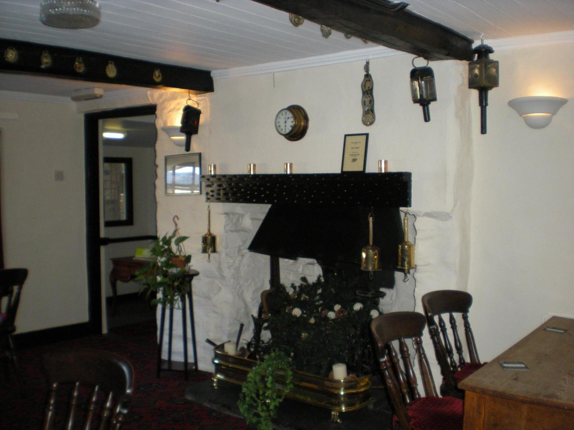 Inn The Black Bull And